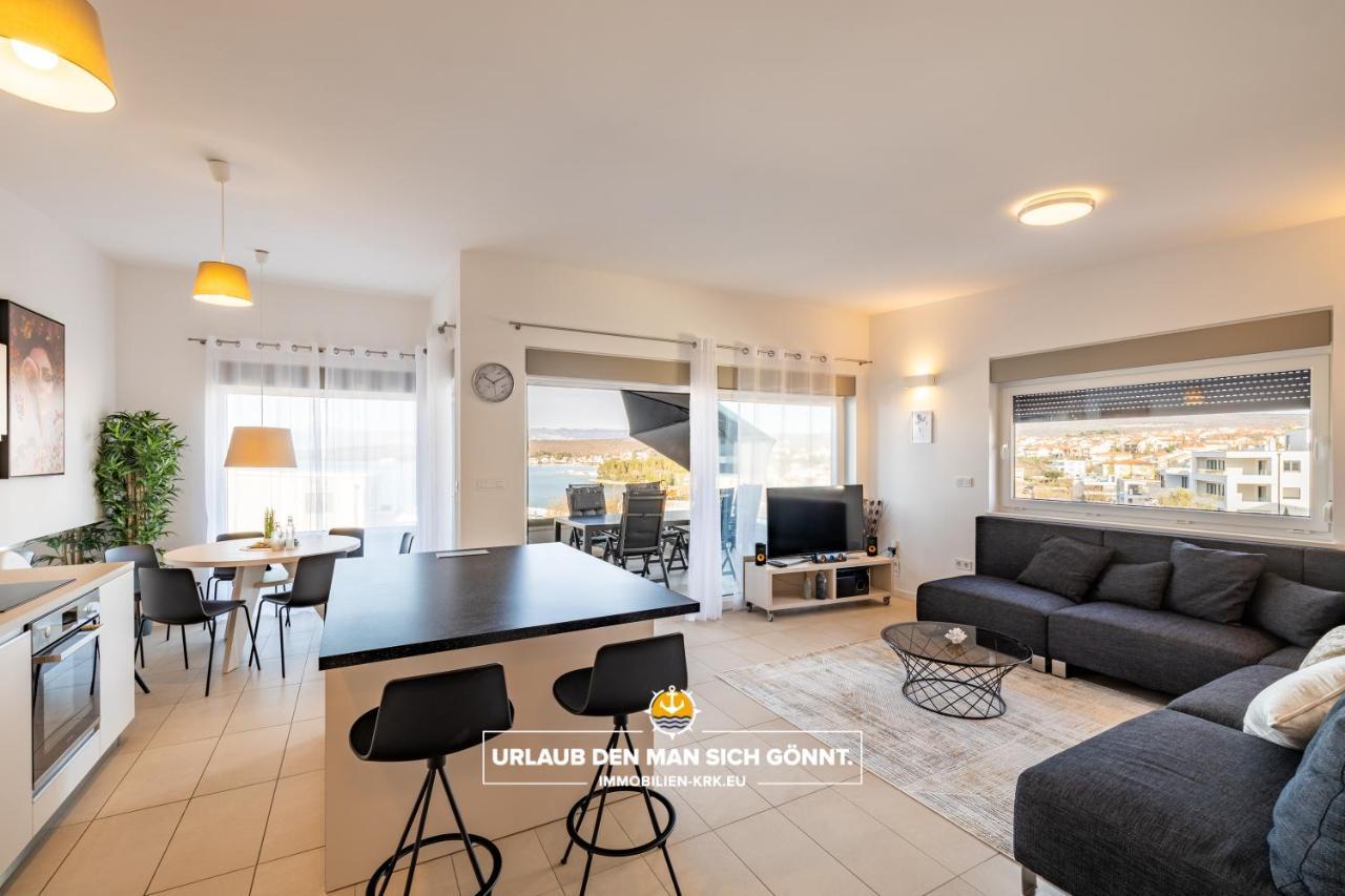 Penthouse Panorama Deluxe In Malinska Apartment Exterior photo