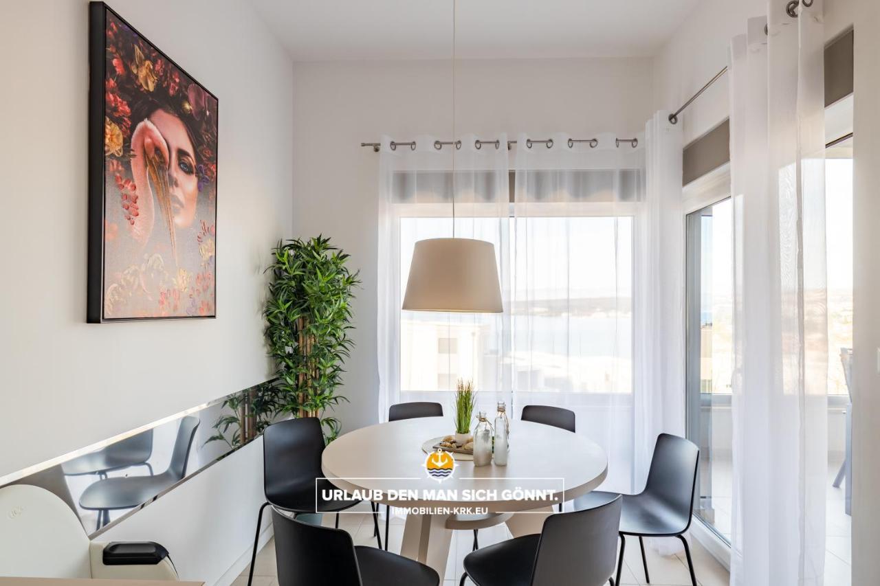 Penthouse Panorama Deluxe In Malinska Apartment Exterior photo
